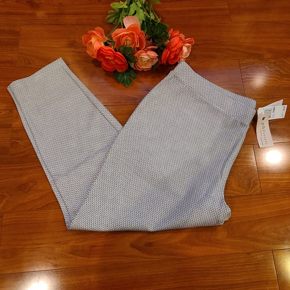 Philosophy Woman Capris Leggings Size 1X